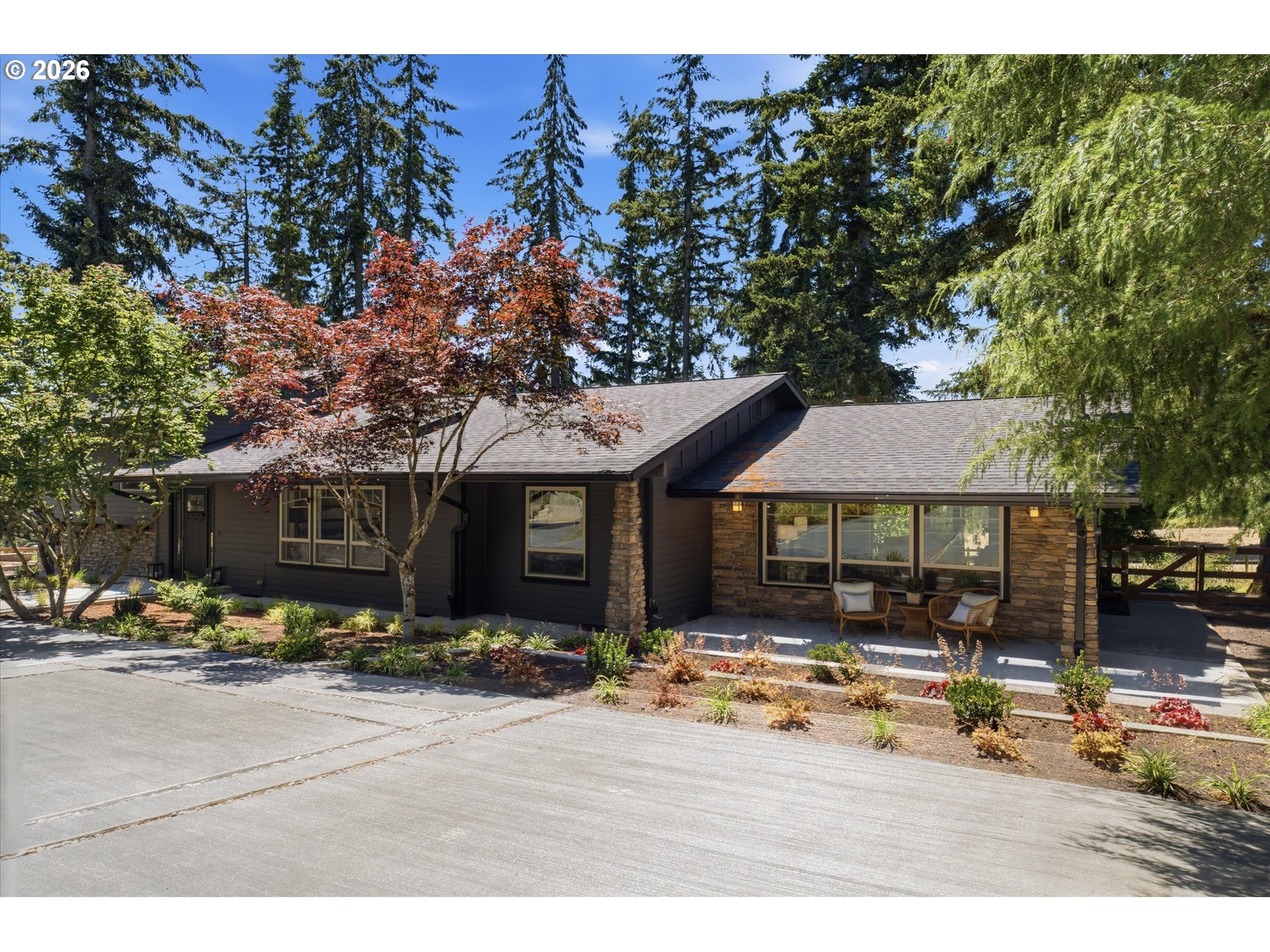 24515 Southwest Mountain Road West Linn, OR 97068 - Photo 3 of 41
