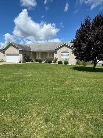 $339,900 | 46121 Country Lake Drive, St. Clairsville, OH 43950