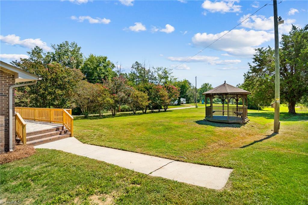 1729 Horneytown Road High Point, NC 27265 - Photo 5 of 31 Gallery Image 5