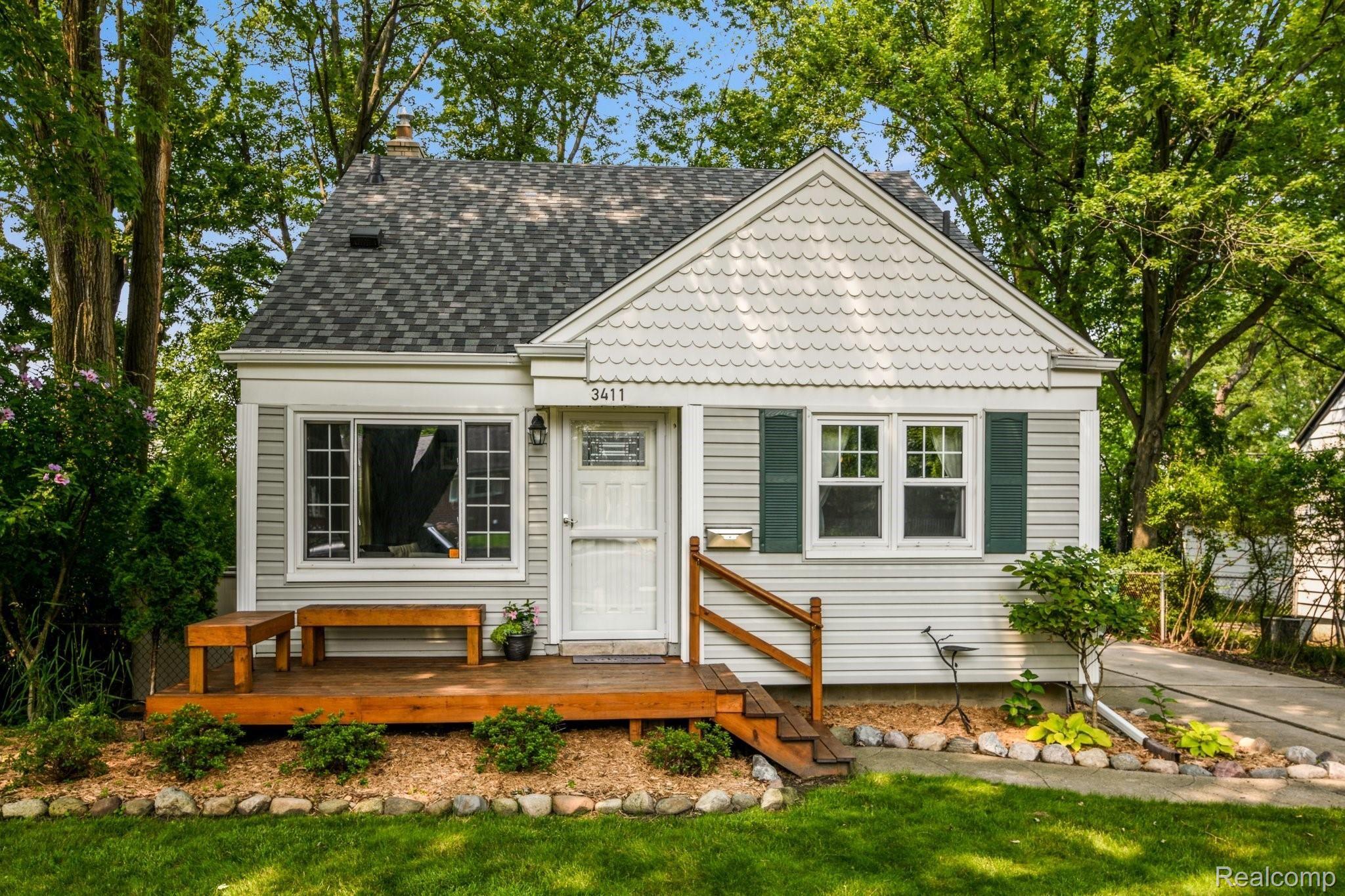 3411 Durham Road Royal Oak, MI 48073 - Photo 1 of 31 1-web-or-mls-3411 Durham Road - Royal Oak0024.jpg