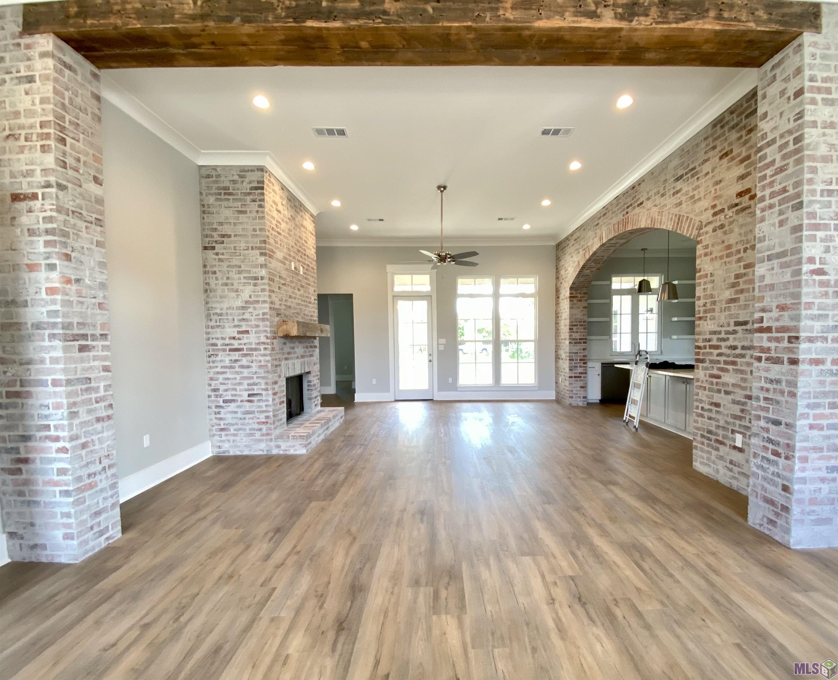 6922 Rue Papillon Zachary, LA 70791 - Photo 4 of 13 Gallery Image 4