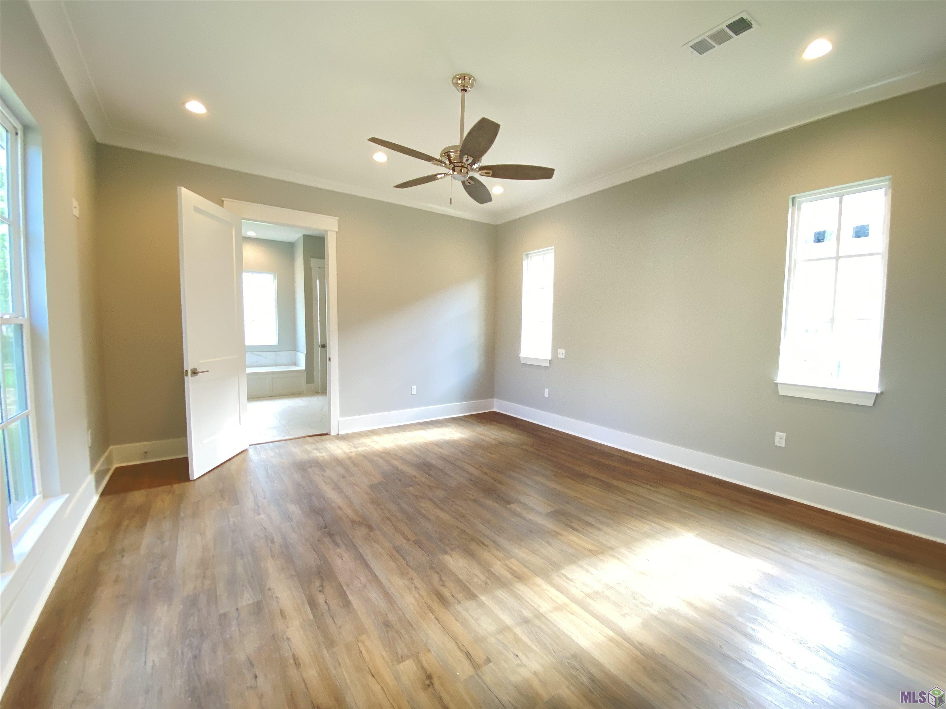 6922 Rue Papillon Zachary, LA 70791 - Photo 9 of 13 Gallery Image 9