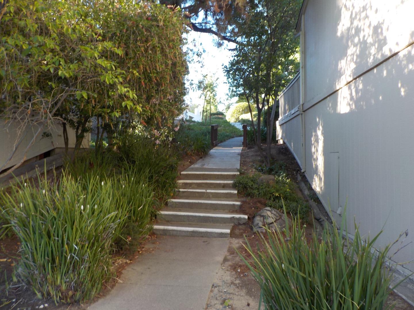 320 Ridgeview Drive Pleasant Hill, CA 94523 - Photo 36 of 38 Gallery Image 36