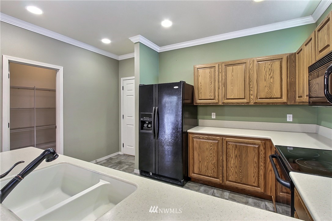 4164 Edgewater Boulevard Northeast Lacey, WA 98516 - Photo 7 of 15