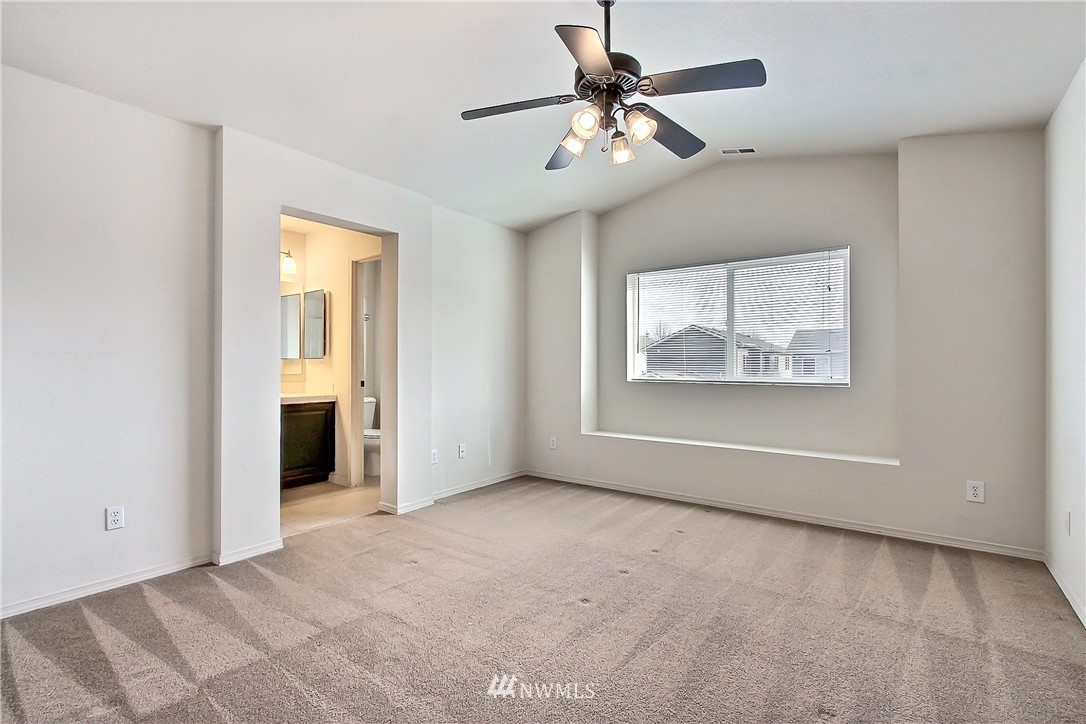 4164 Edgewater Boulevard Northeast Lacey, WA 98516 - Photo 9 of 15