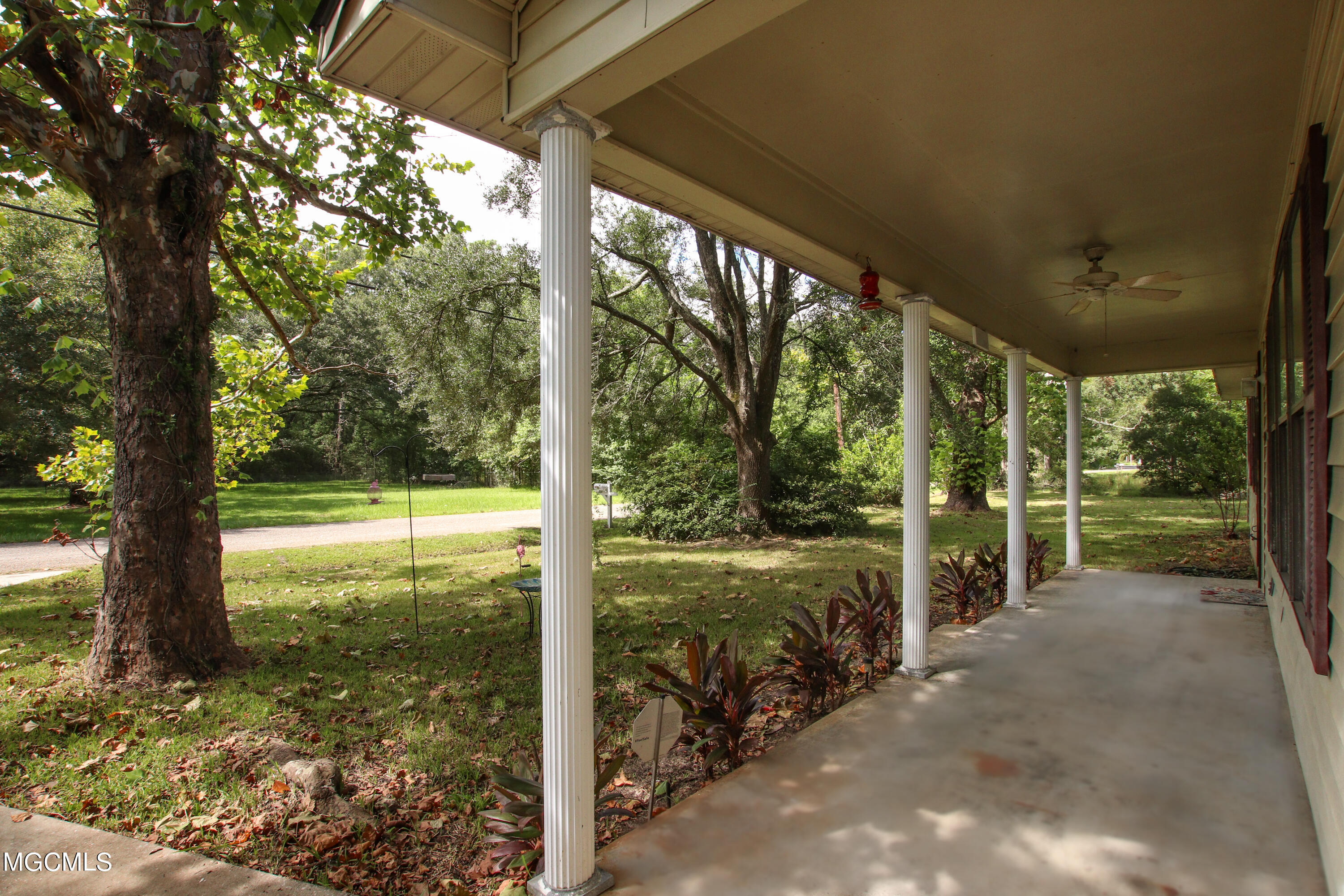 7225 Gregory Street Moss Point, MS 39563 - Photo 34 of 39 30 (5)