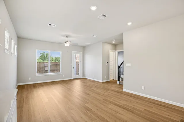 $341,920 | 625 Topwater Trail, Kemah, TX 77565