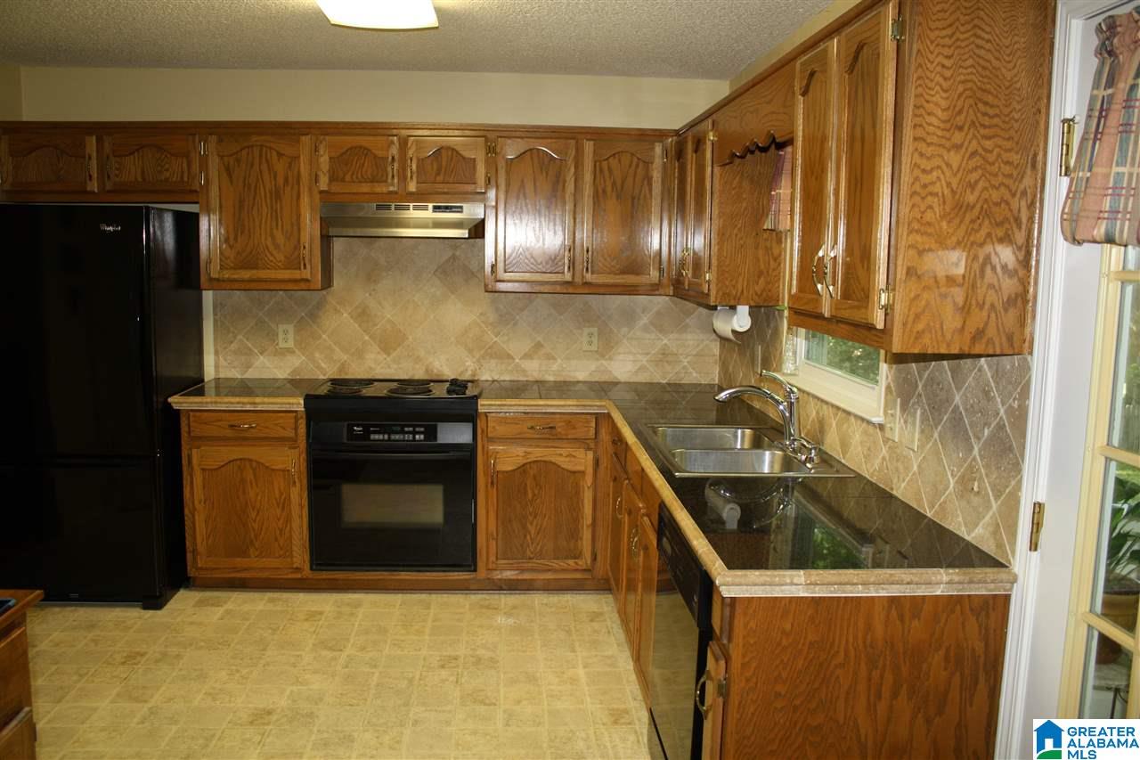 720 Olde Towne Circle Alabaster, AL 35007 - Photo 9 of 28