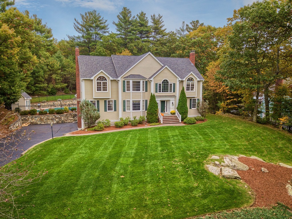 36 Lancaster Road North Andover, MA 01845 - Photo 1 of 30 Gallery Image 1