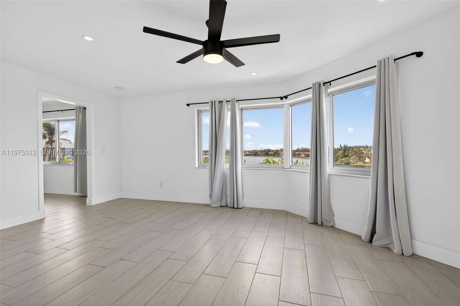 877 Northeast 195th Street, Unit 422 Miami, FL 33179 - Photo 13 of 30 Can use as another bedroom or family room