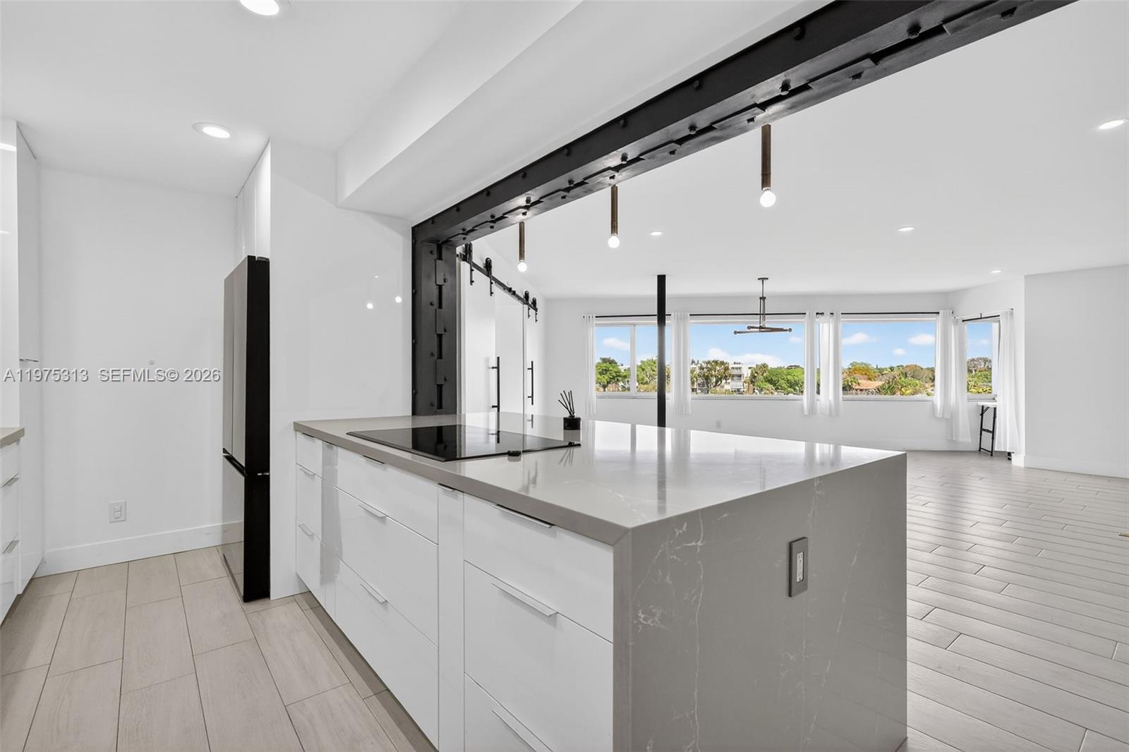 877 Northeast 195th Street, Unit 422 Miami, FL 33179 - Photo 19 of 24