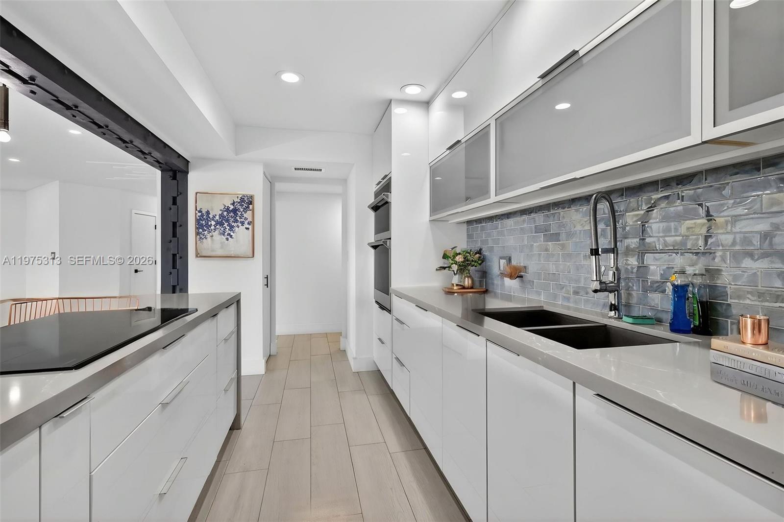 877 Northeast 195th Street, Unit 422 Miami, FL 33179 - Photo 7 of 24