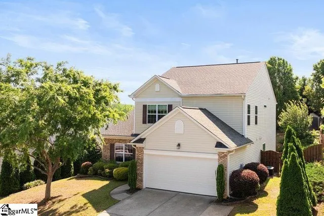 $418,000 | 136 Chandler Crest Court, Greer, SC 29651