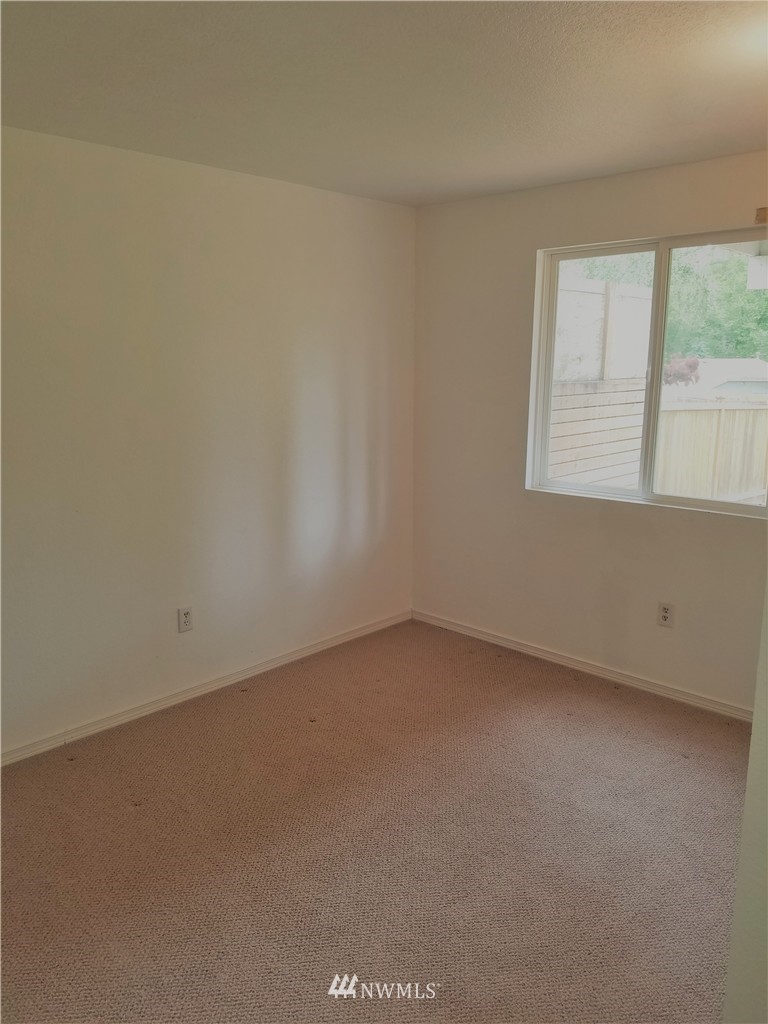 428 166th Place Southeast Bothell, WA 98012 - Photo 11 of 24 Gallery Image 11