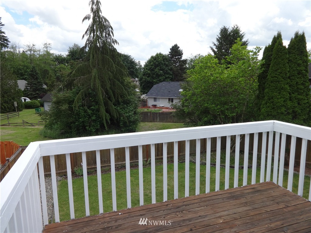 428 166th Place Southeast Bothell, WA 98012 - Photo 17 of 24 Gallery Image 17