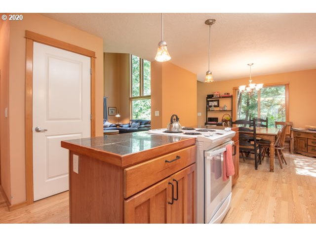 70302 East Barlow Trail Road Rhododendron, OR 97049 - Photo 12 of 32