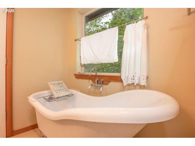 70302 East Barlow Trail Road Rhododendron, OR 97049 - Photo 22 of 32