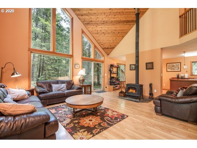70302 East Barlow Trail Road Rhododendron, OR 97049 - Photo 4 of 32