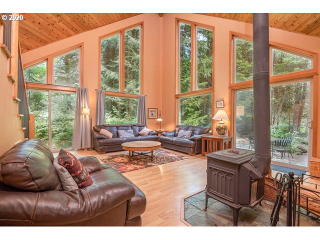 70302 East Barlow Trail Road Rhododendron, OR 97049 - Photo 5 of 32