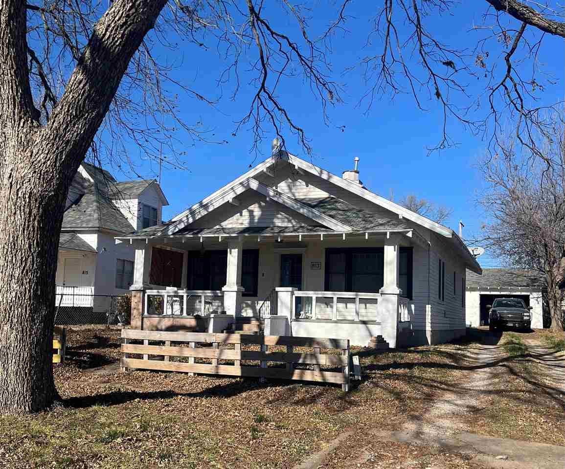 813 Delaware Perry, OK 73077 - Photo 2 of 26 Gallery Image 2