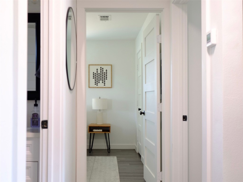 1401 Marcus Place, Unit B Austin, TX 78721 - Photo 18 of 38 a view of a hallway with elevator