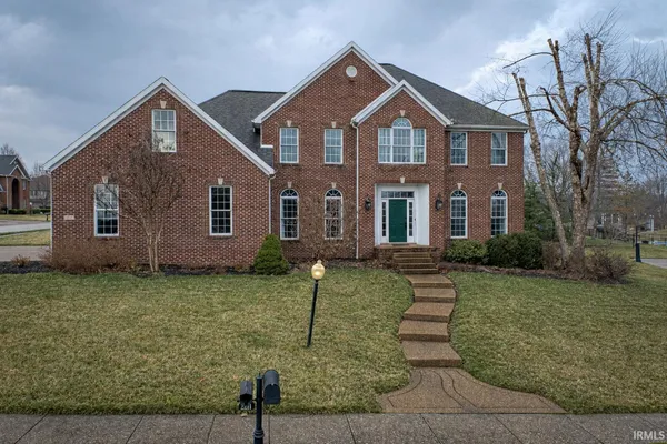 $579,900 | 2211 Kenyon Ridge Court, Newburgh, IN 47630