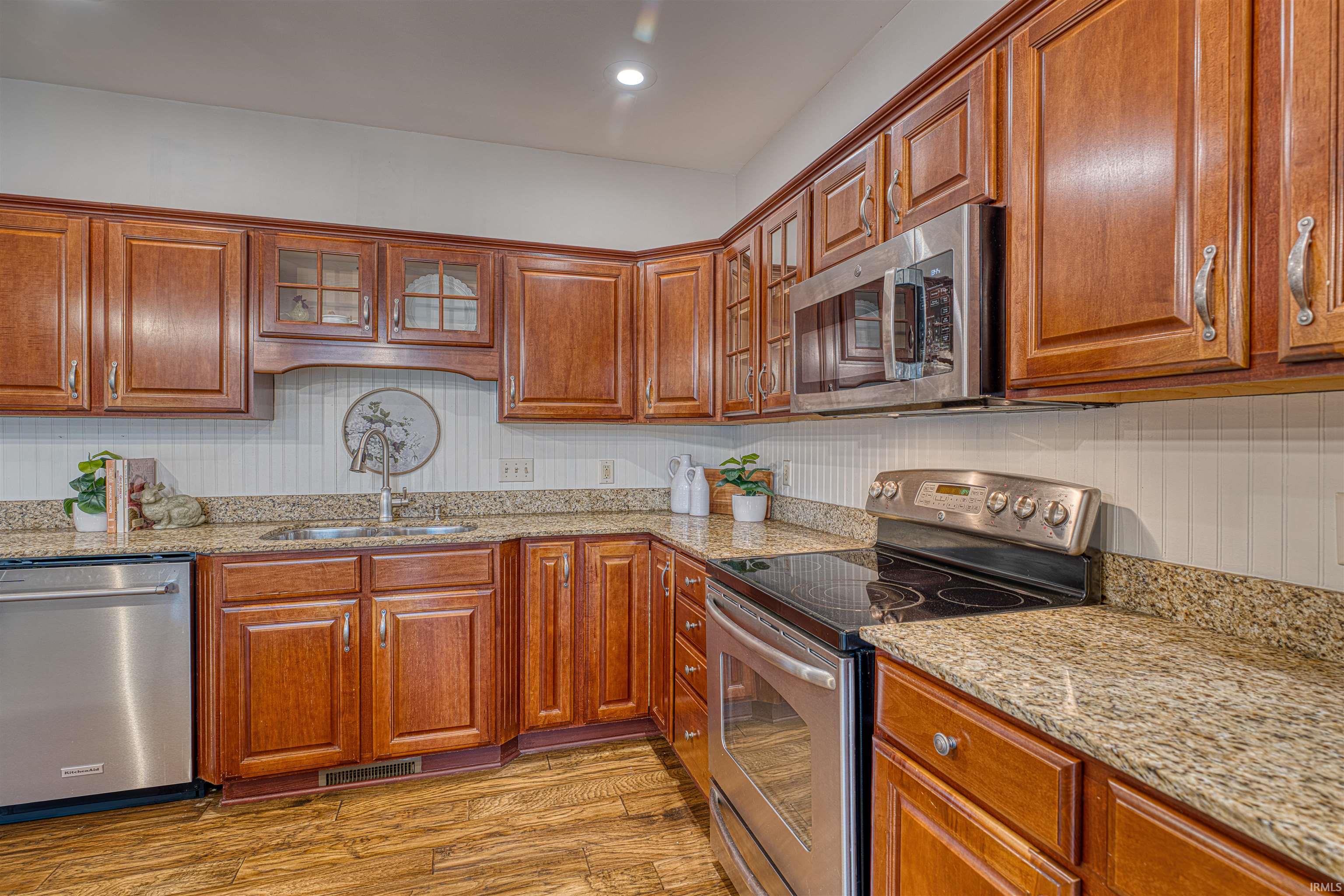 2211 Kenyon Ridge Court Newburgh, IN 47630 - Photo 18 of 36