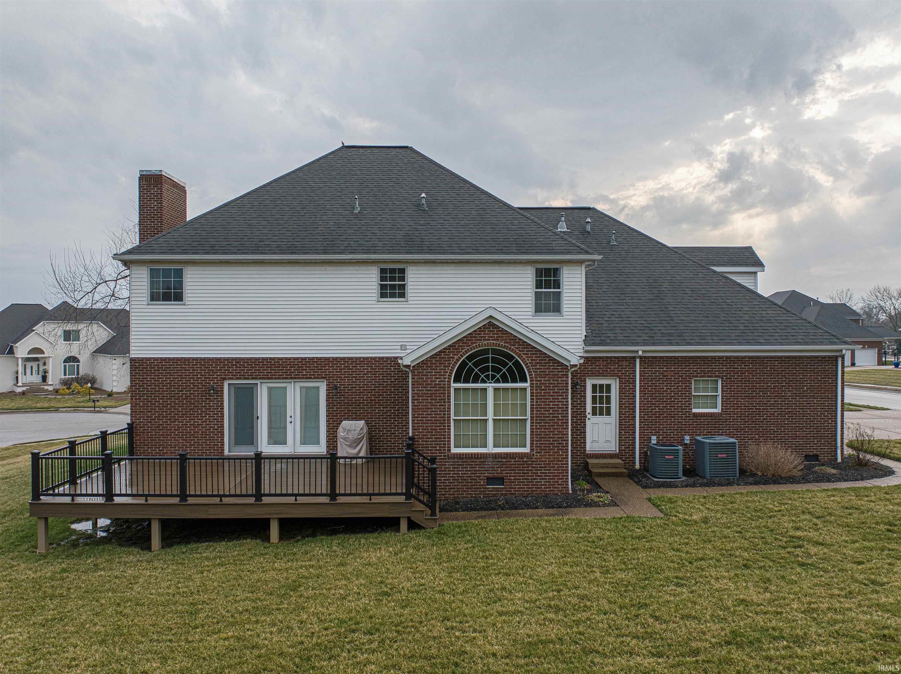 2211 Kenyon Ridge Court Newburgh, IN 47630 - Photo 33 of 36