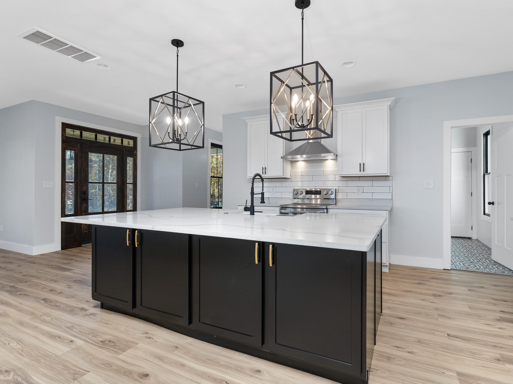 325 Thurston Road Taylors, SC 29687 - Photo 14 of 36 Gallery Image 14