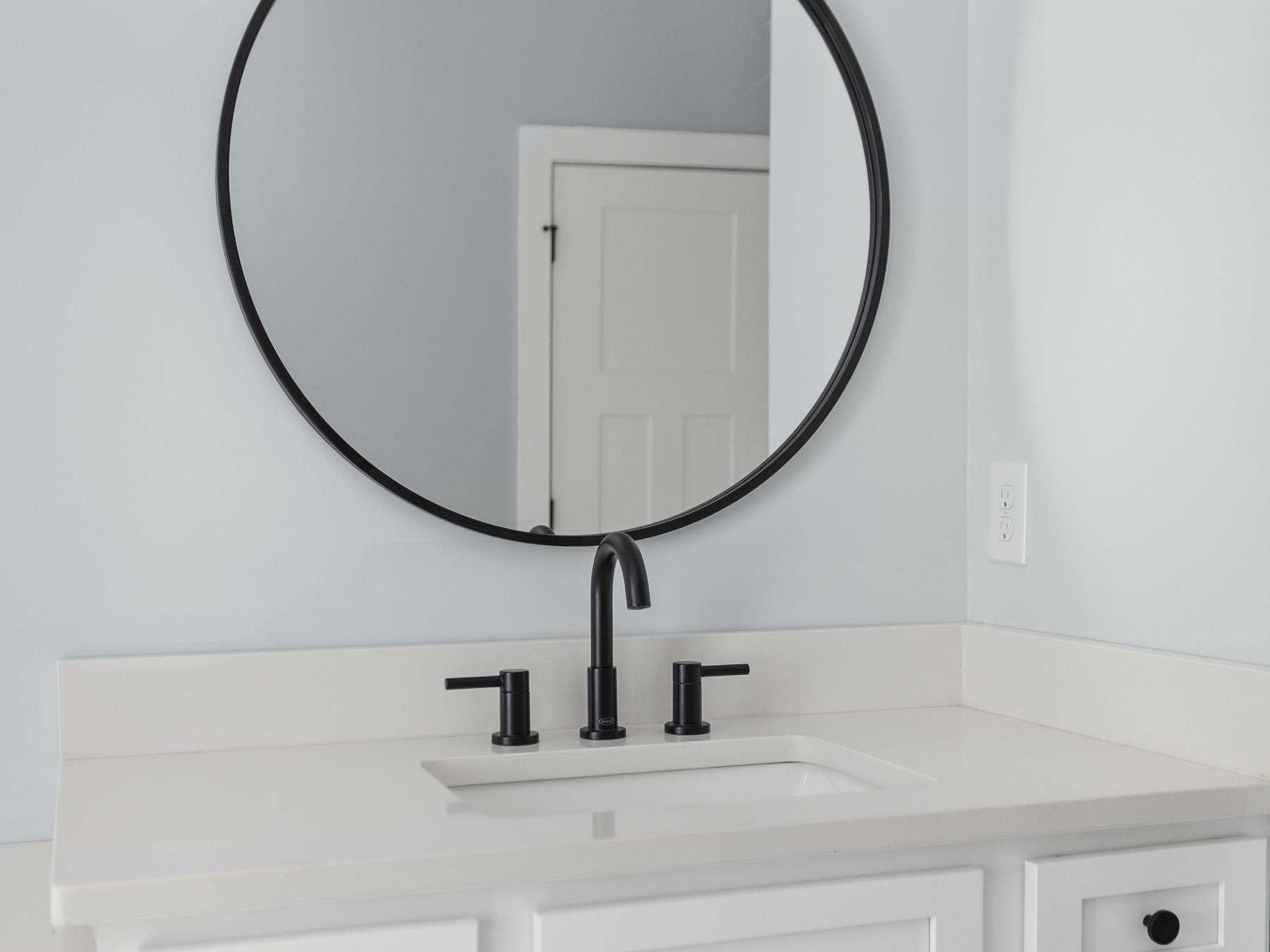 325 Thurston Road Taylors, SC 29687 - Photo 23 of 36 Gallery Image 23