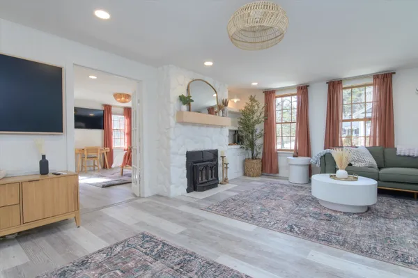 $725,000 | 5 William Mundell Road, Newfane, VT 05351