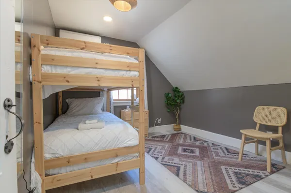 $725,000 | 5 William Mundell Road, Newfane, VT 05351