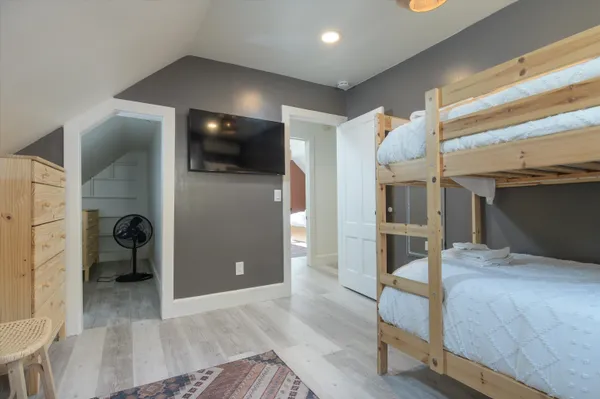 $725,000 | 5 William Mundell Road, Newfane, VT 05351