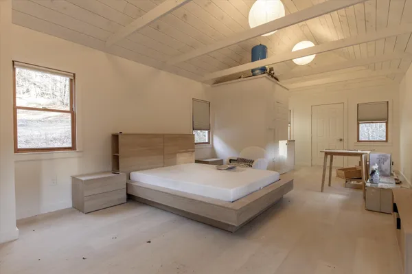 $725,000 | 5 William Mundell Road, Newfane, VT 05351