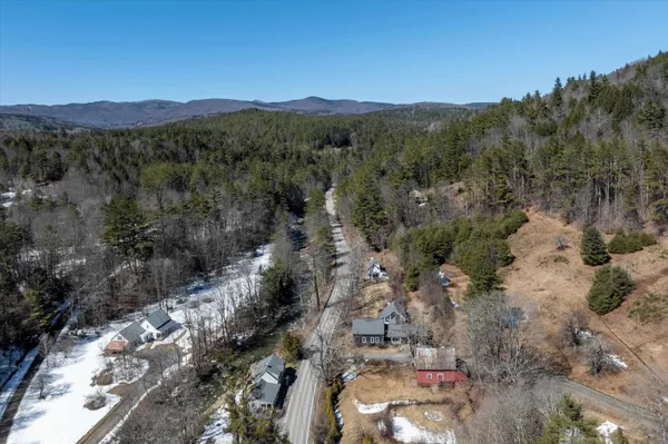 $725,000 | 5 William Mundell Road, Newfane, VT 05351