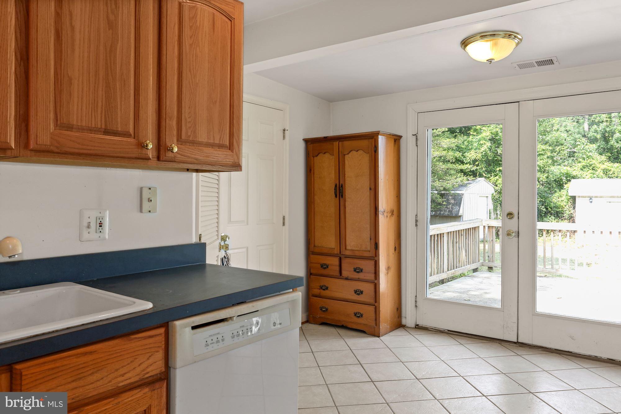 6012 Frontier Drive Springfield, VA 22150 - Photo 12 of 31 Gallery Image 12