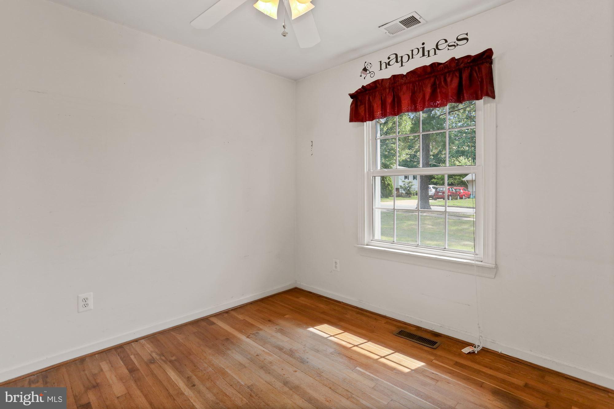 6012 Frontier Drive Springfield, VA 22150 - Photo 4 of 31 Gallery Image 4