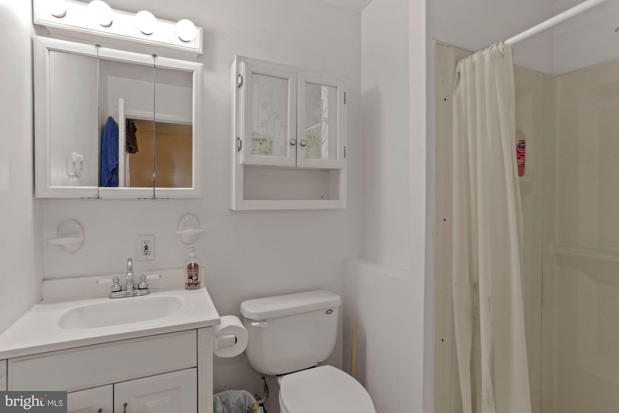 6012 Frontier Drive Springfield, VA 22150 - Photo 6 of 31 Gallery Image 6