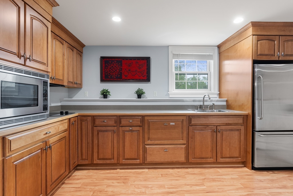 29 Sears Road Southborough, MA 01772 - Photo 35 of 42 Gallery Image 35