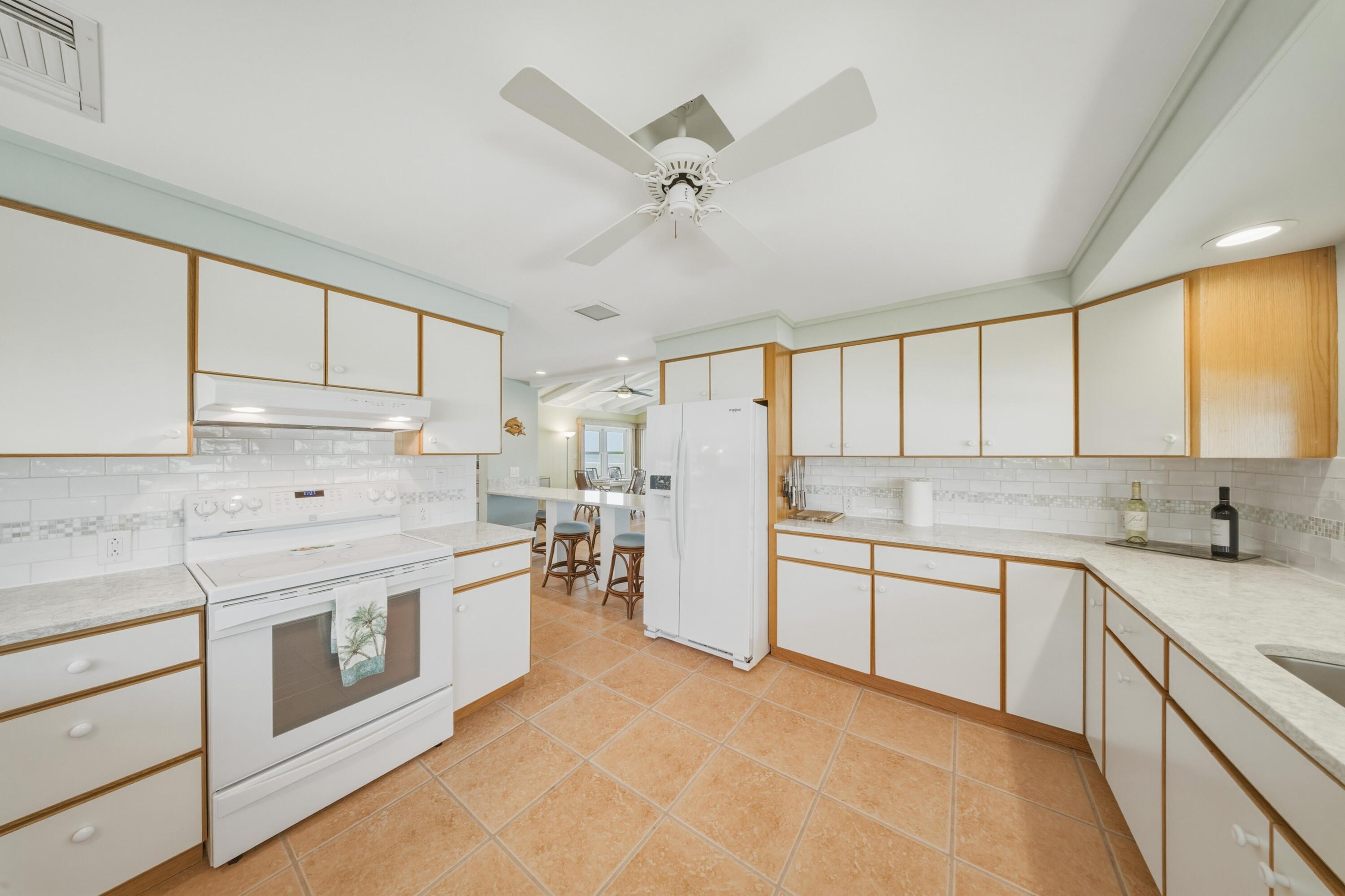23 Treasure Road Marathon, FL 33050 - Photo 60 of 101 115-DSC05519