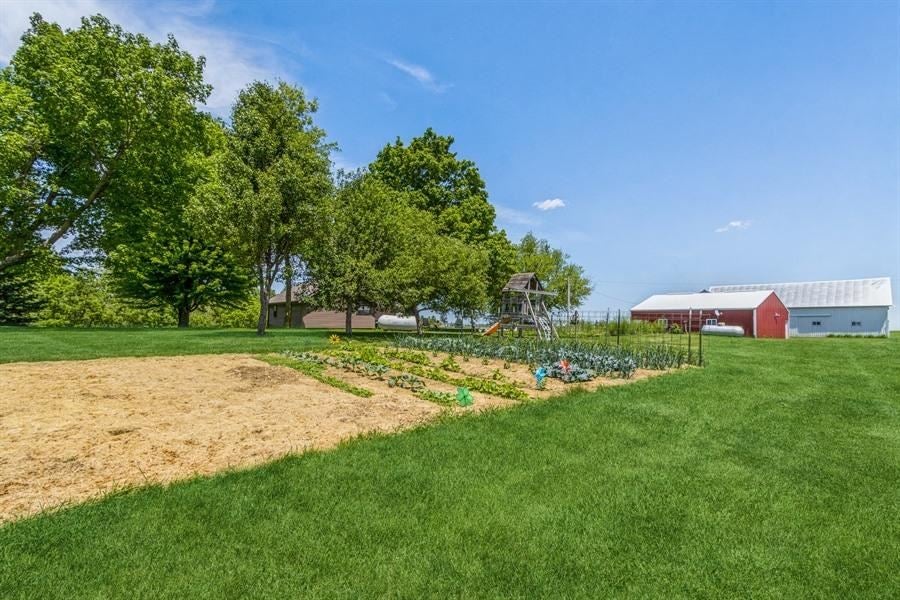 3271 Bayertown Road Southwest Riverside, IA 52327 - Photo 26 of 30 Gallery Image 26