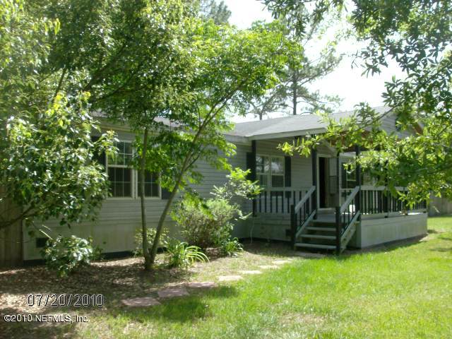 4129 Pinto Road Middleburg, FL 32068 - Photo 2 of 10 a view of outdoor space and yard