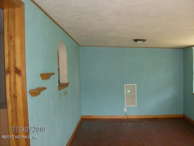 4129 Pinto Road Middleburg, FL 32068 - Photo 6 of 10 a view of room