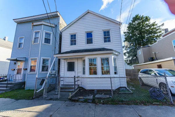 $165,000 | 38 Walker Street, Rensselaer, NY 12144