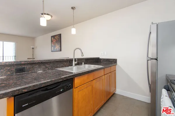 $2,500 | 10982 Roebling Avenue, Unit 538, Los Angeles, CA 90024
