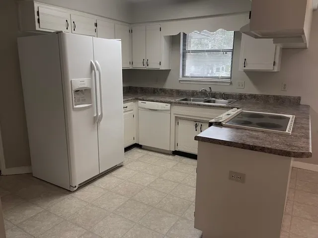 $2,200 | 2405 Glenshire Lane, Tallahassee, FL 32309