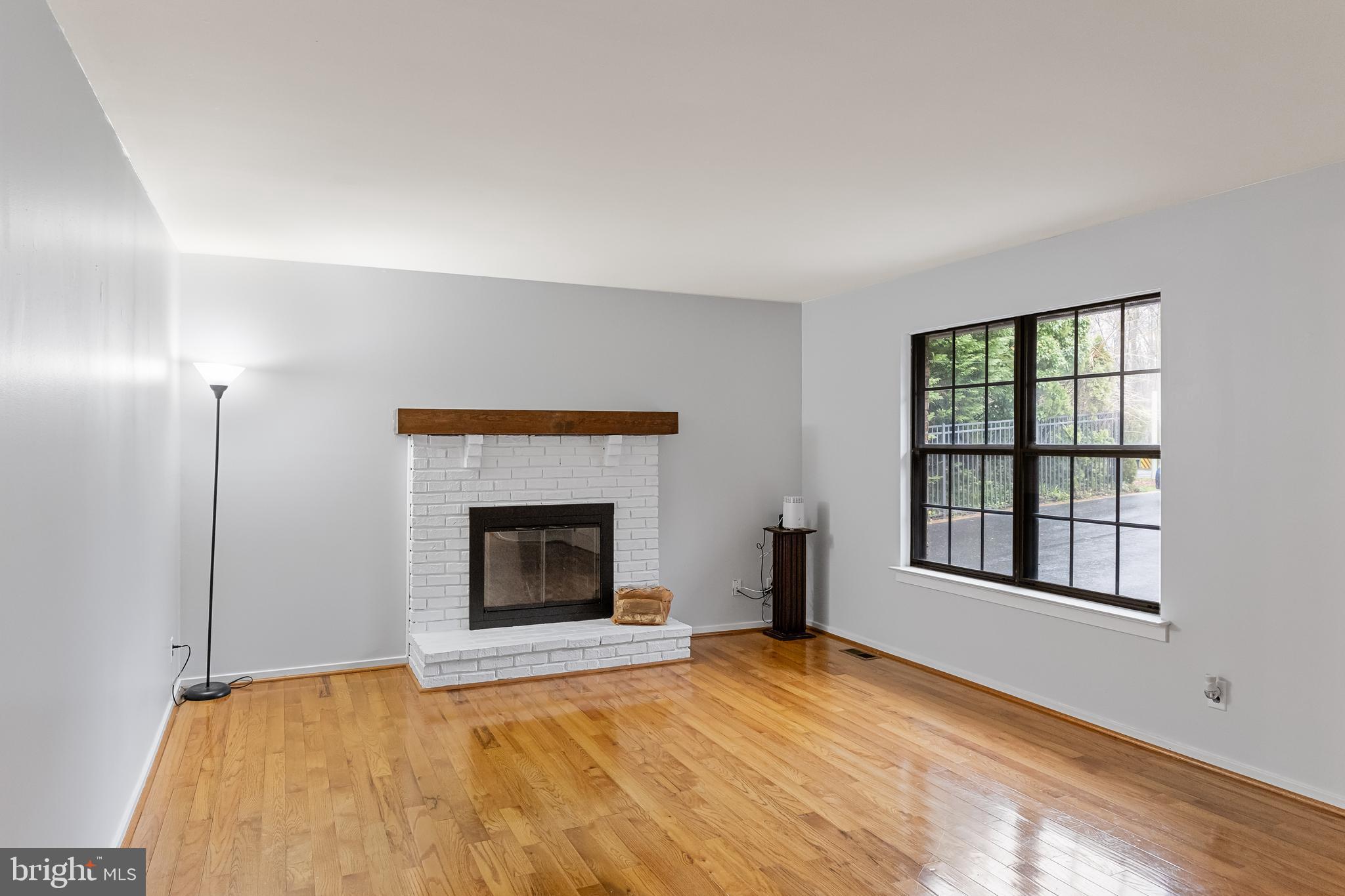 1094 Springdale Road Cherry Hill, NJ 08003 - Photo 5 of 32 Gallery Image 5