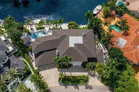 $7,995,000 | 11 Bay Colony Lane, Fort Lauderdale, FL 33308