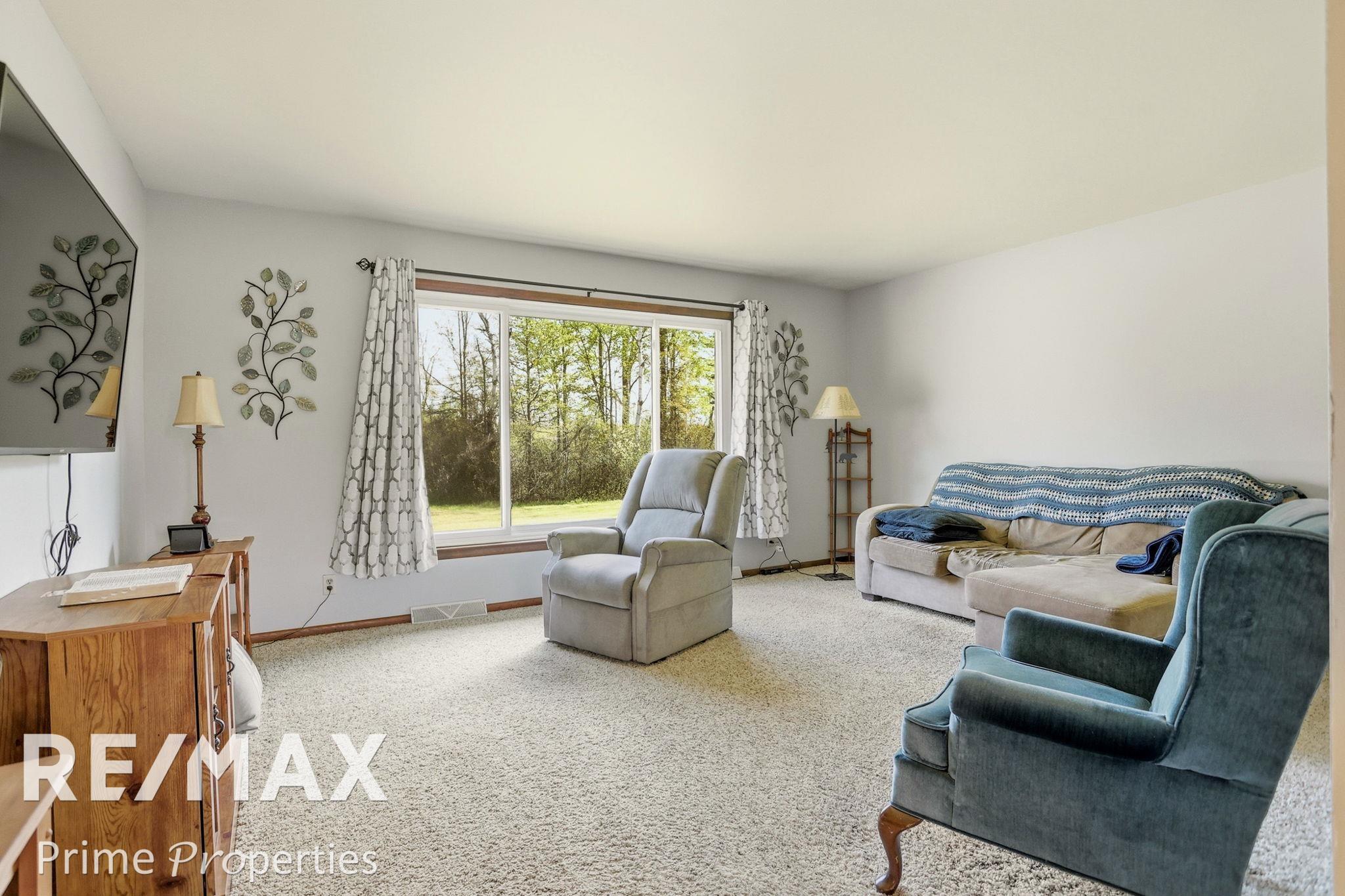 4301 Curtis Road Birch Run, MI 48415 - Photo 10 of 59 50208296-71dd267a-b54a-48d3-8eac-fecac99ec502.JPG