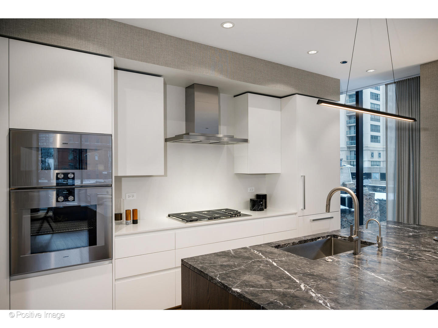 56 West Huron Street, Unit 5 Chicago, IL 60654 - Photo 21 of 40